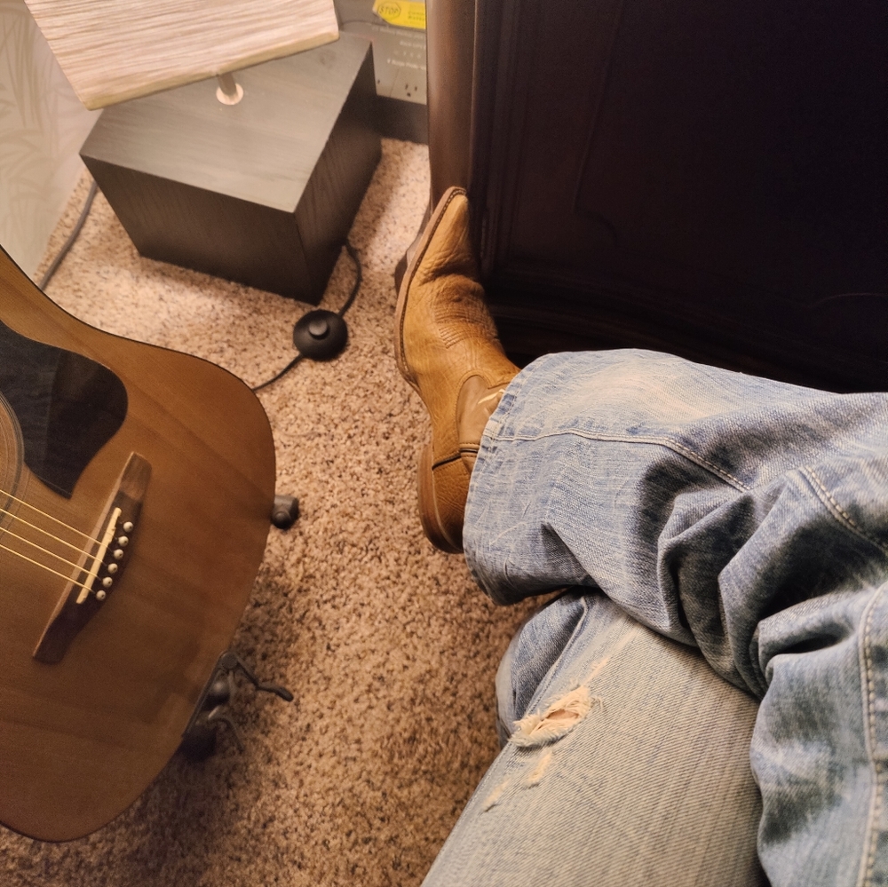 Snip-Toe Western Cowboy Boots - 10D by Denver